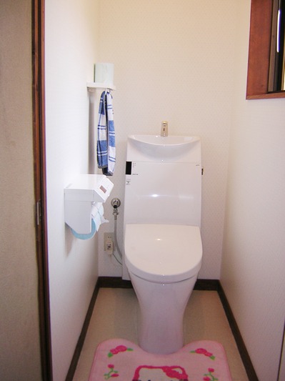 米澤邸トイレ施工後.jpg